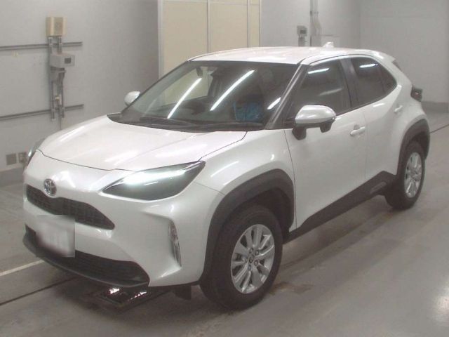 33035 Toyota Yaris cross MXPB15 2022 г. (CAA Tokyo)